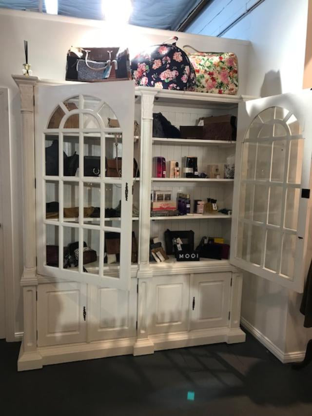 Bookcase with two Glass Doors