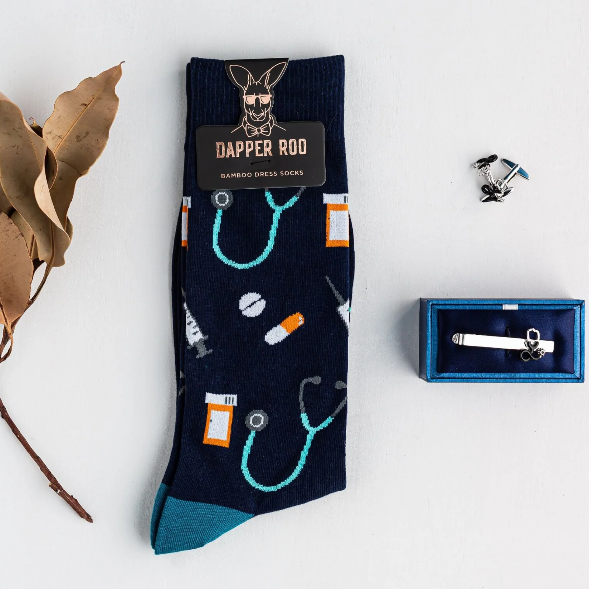 MEDICAL GIFT SET (BAMBOO SOCKS, CUFFLINKS & TIE CLIP)