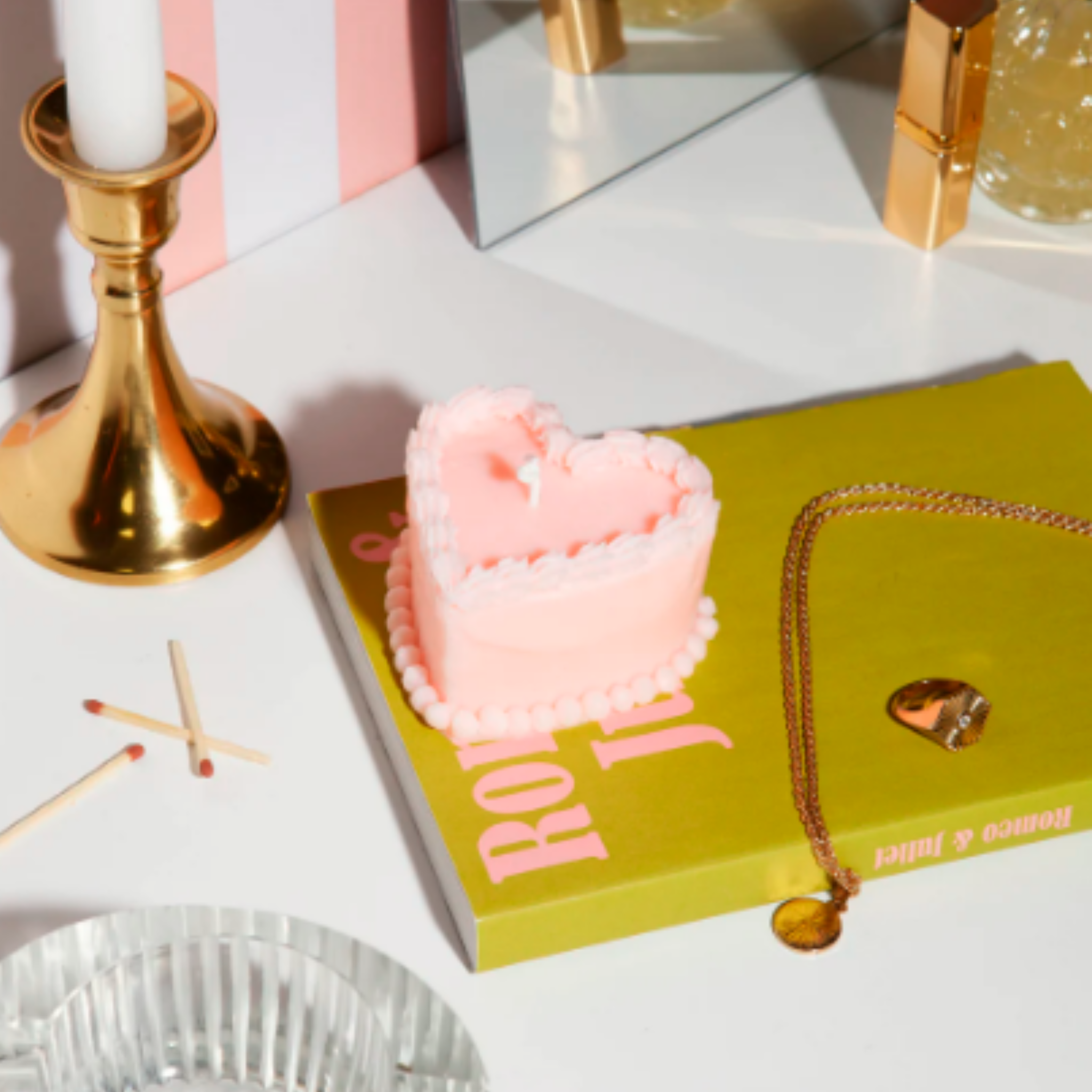 DOIY SWEETIE CANDLE CAKE PINK