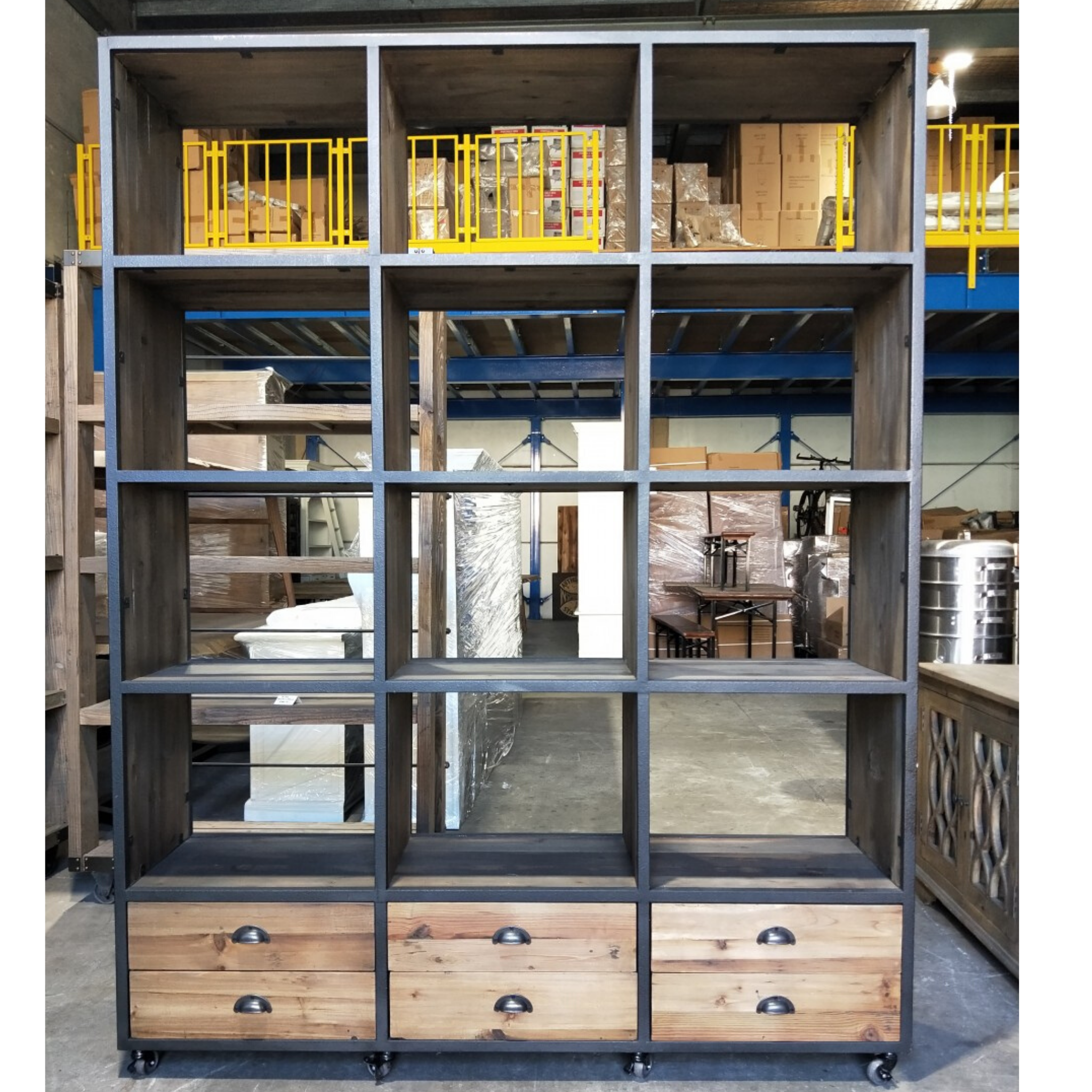 INDUSTRIAL STYLE SHELF DISPLAY / BOOKCASE