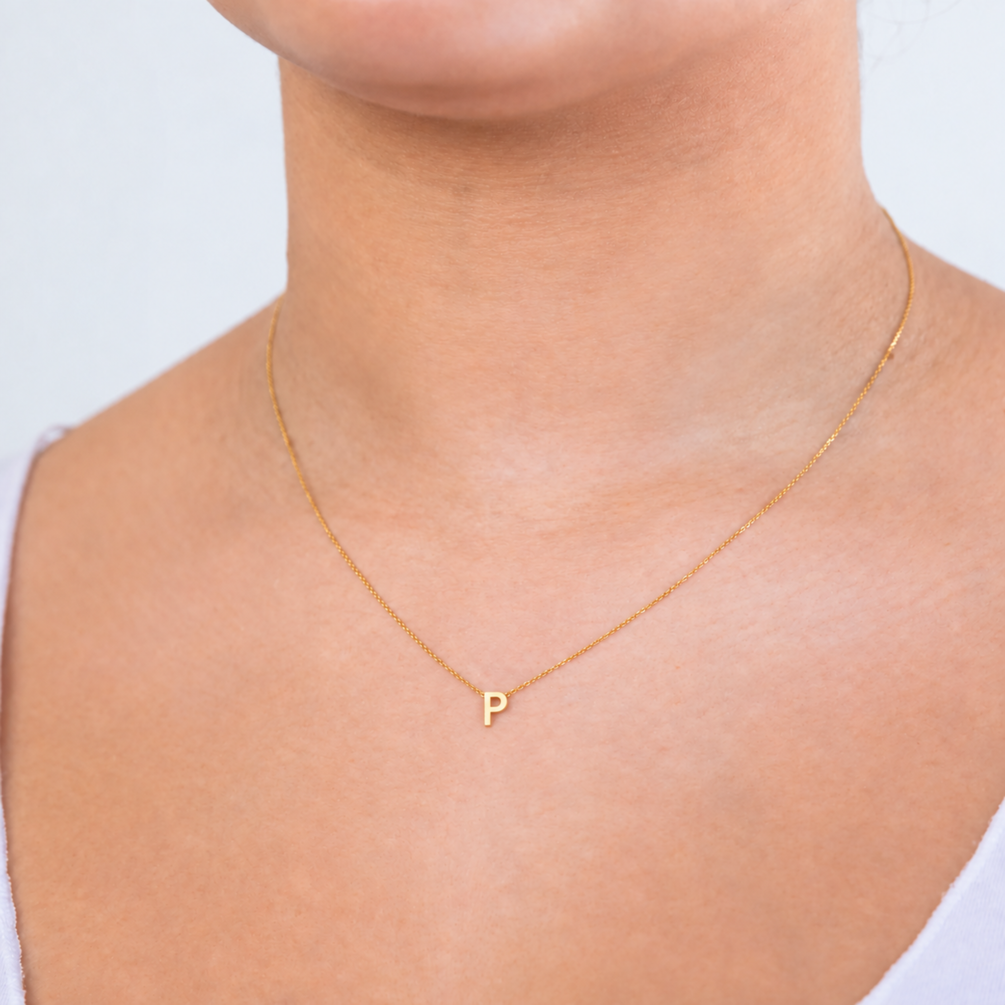 'P' INITIAL ADJUSTABLE NECKLACE - 9K YELLOW GOLD